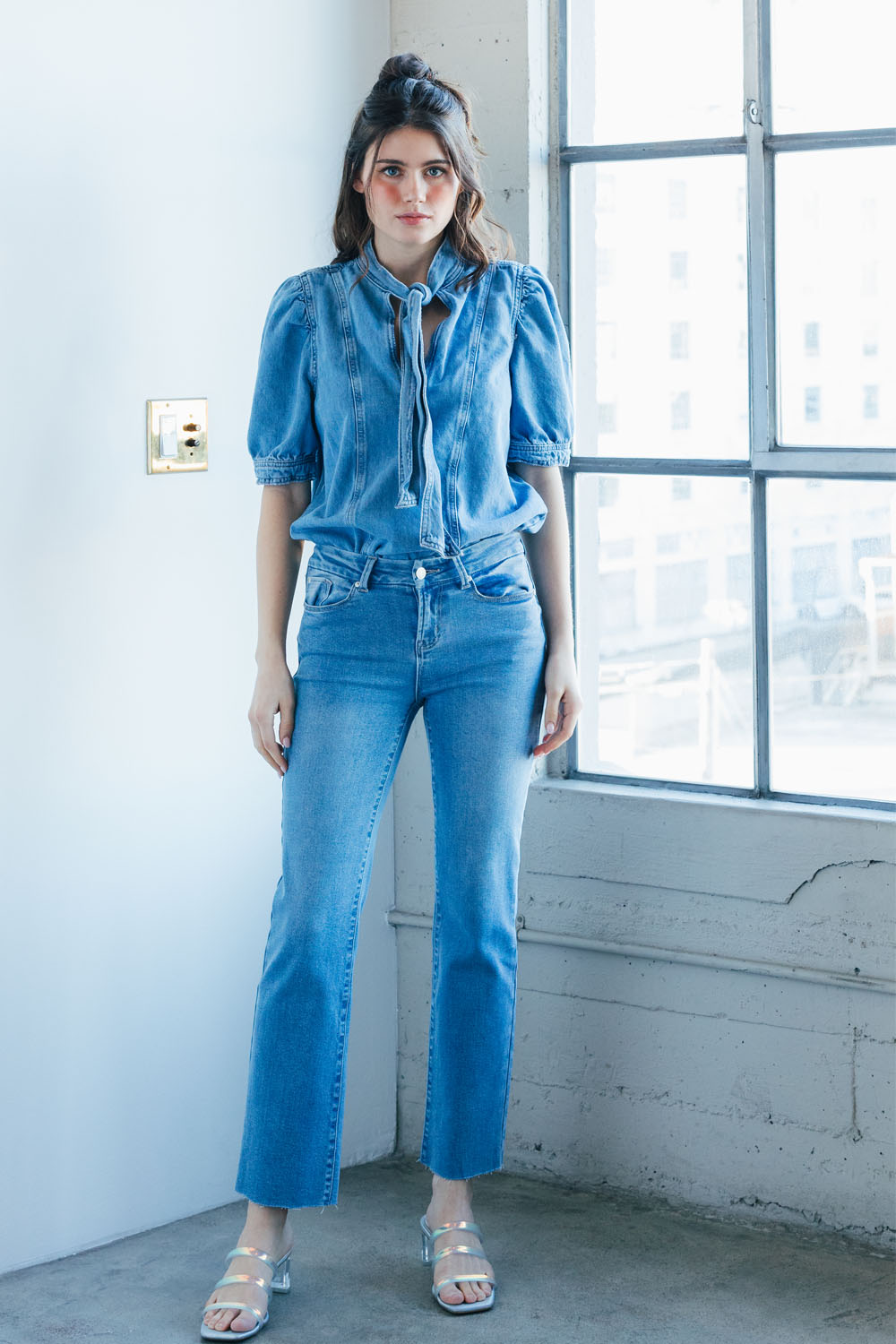 Mid Rise Classic Straight Jeans