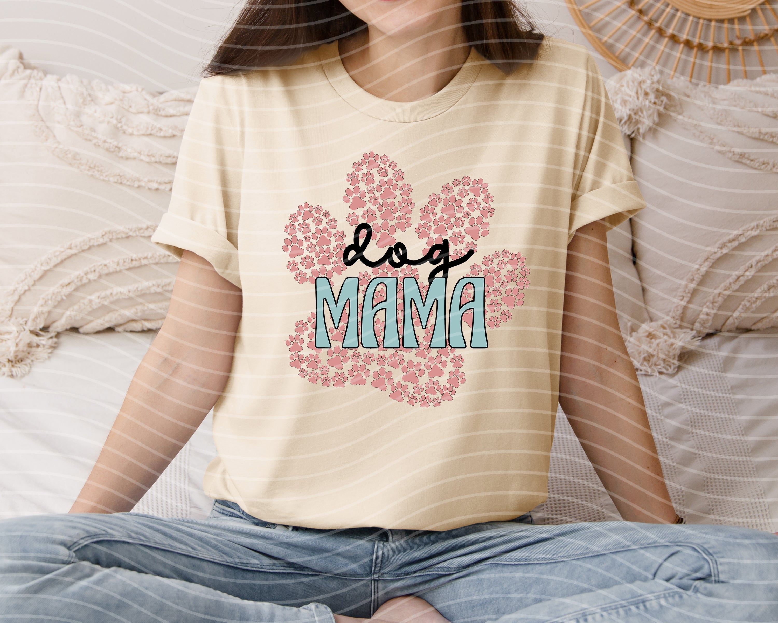 Dog Mama Graphic Tee