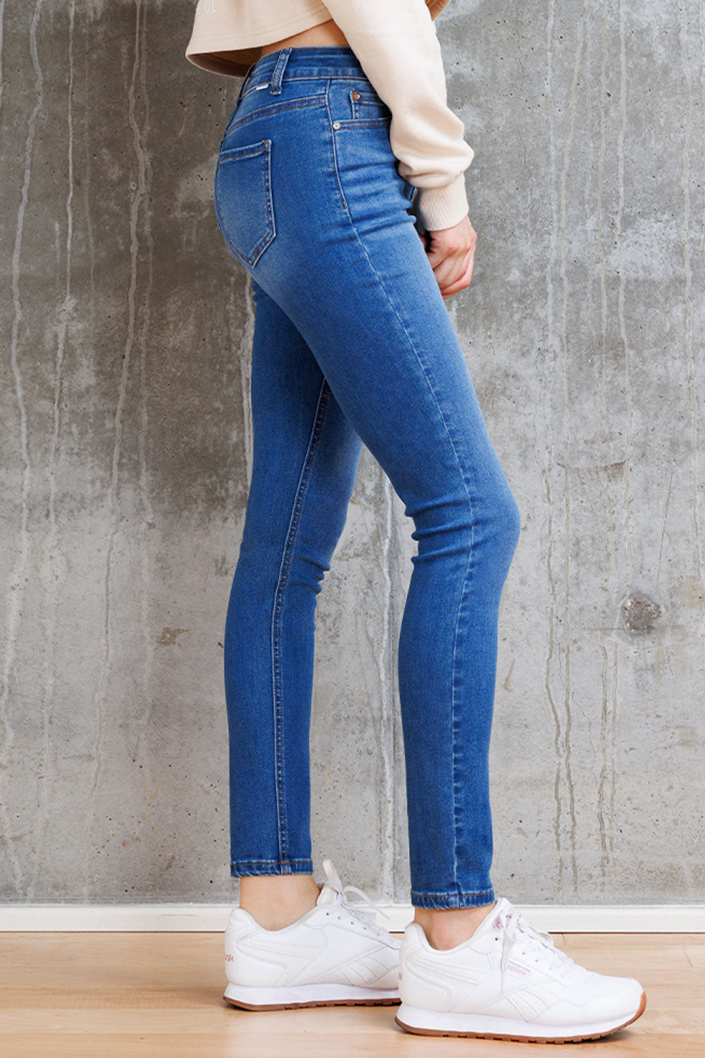 Super Stretch High Rise Skinny Jeans