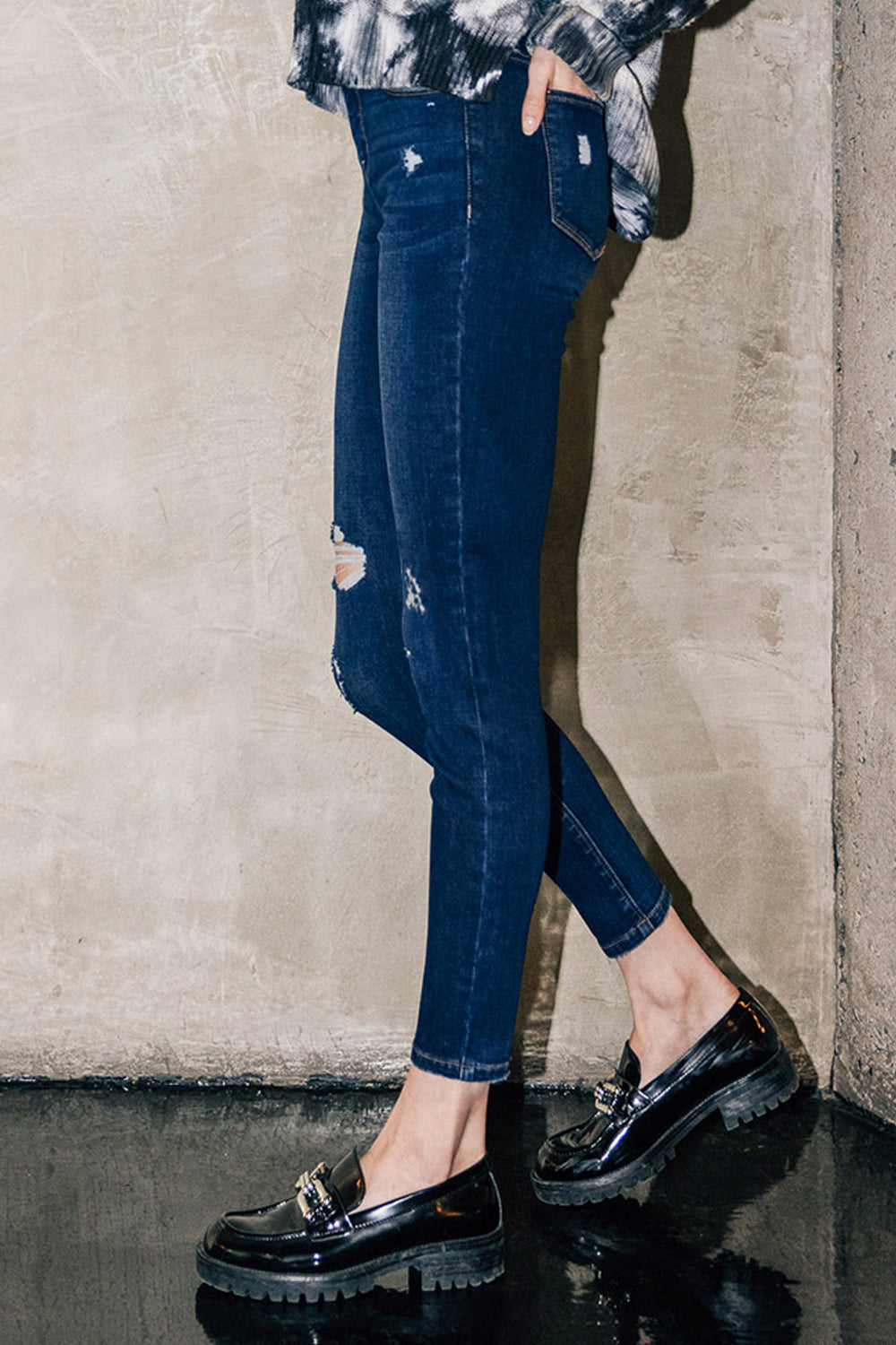Destructed Ankle Skinny Jeans