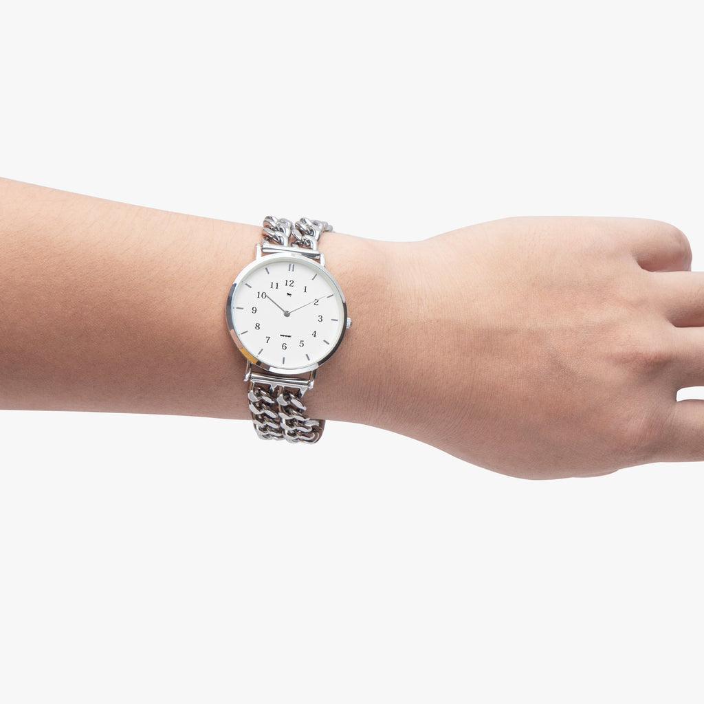 737. Hollow Out Strap Quartz Watch - With Indicators