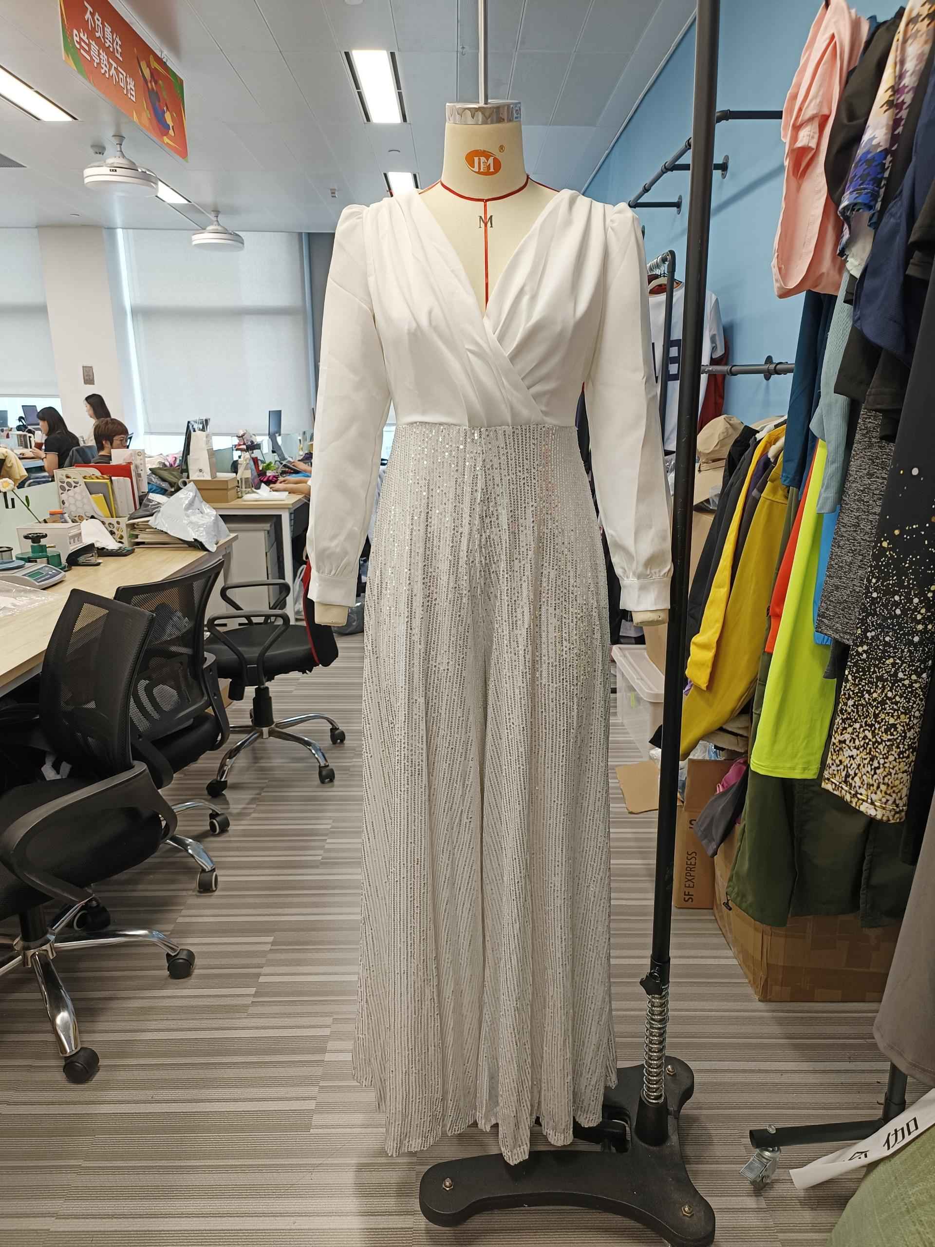 Long Sleeve Elegant Waist Slimming Sequined Jumpsuit