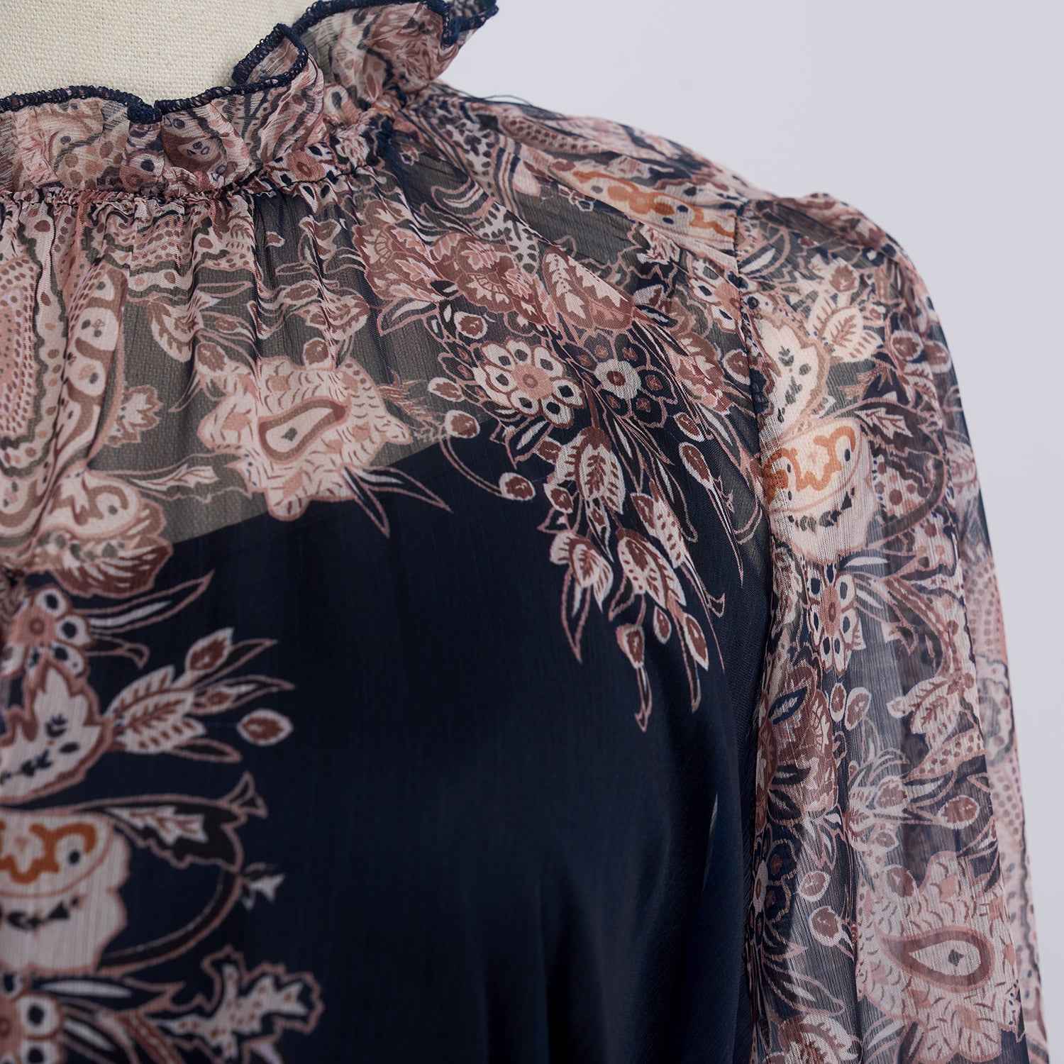 Light Luxury Elegant Retro Printed Long Sleeve Scarf Elegant Dress Two Piece