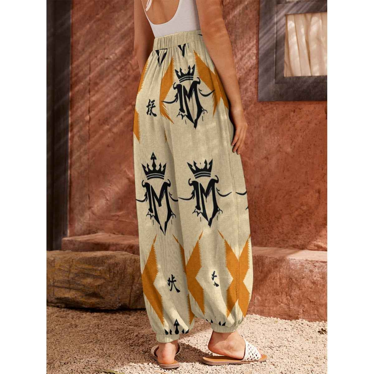 MUNSIEUR All-Over Print Women's Carrot Jeans with Pockets