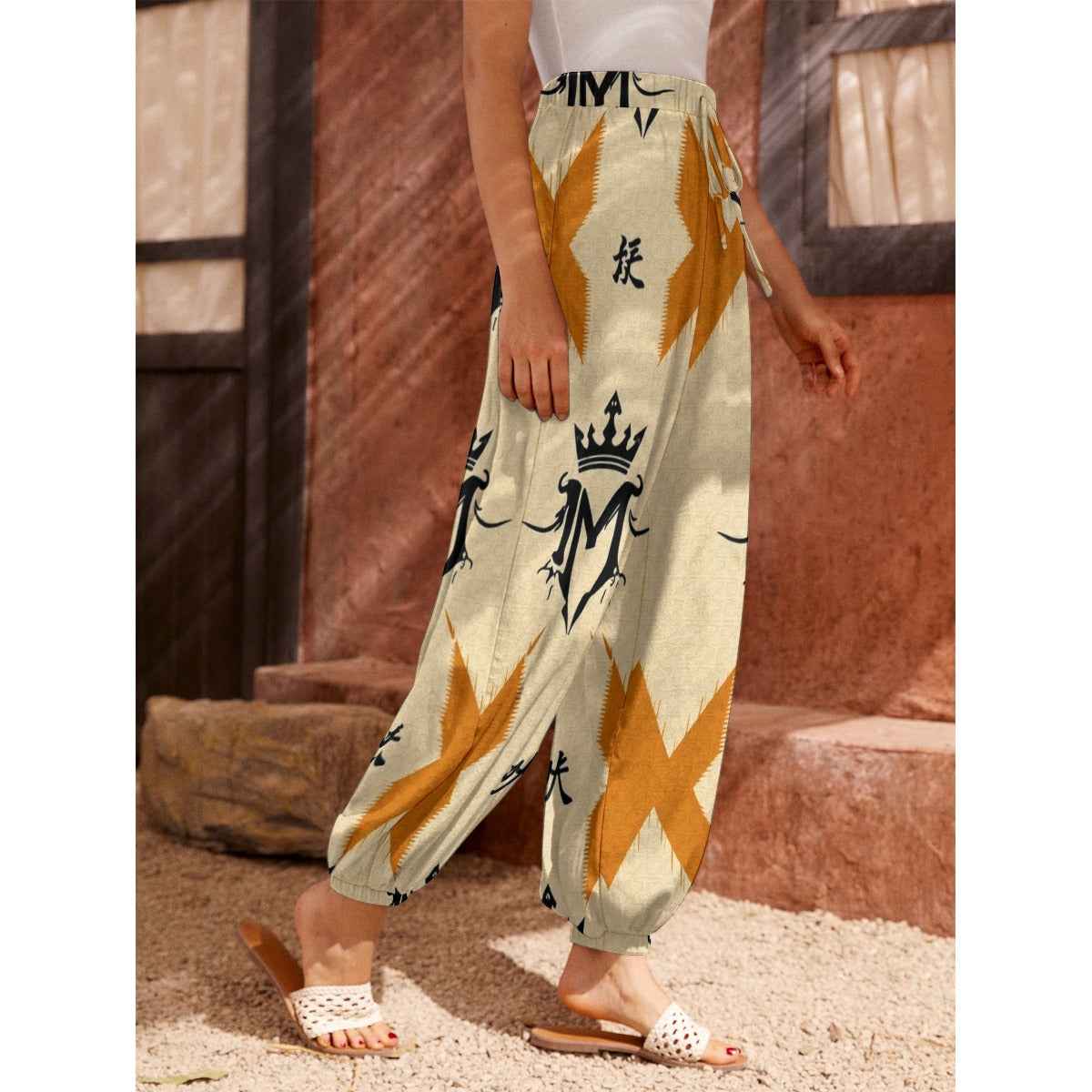 MUNSIEUR All-Over Print Women's Carrot Jeans with Pockets