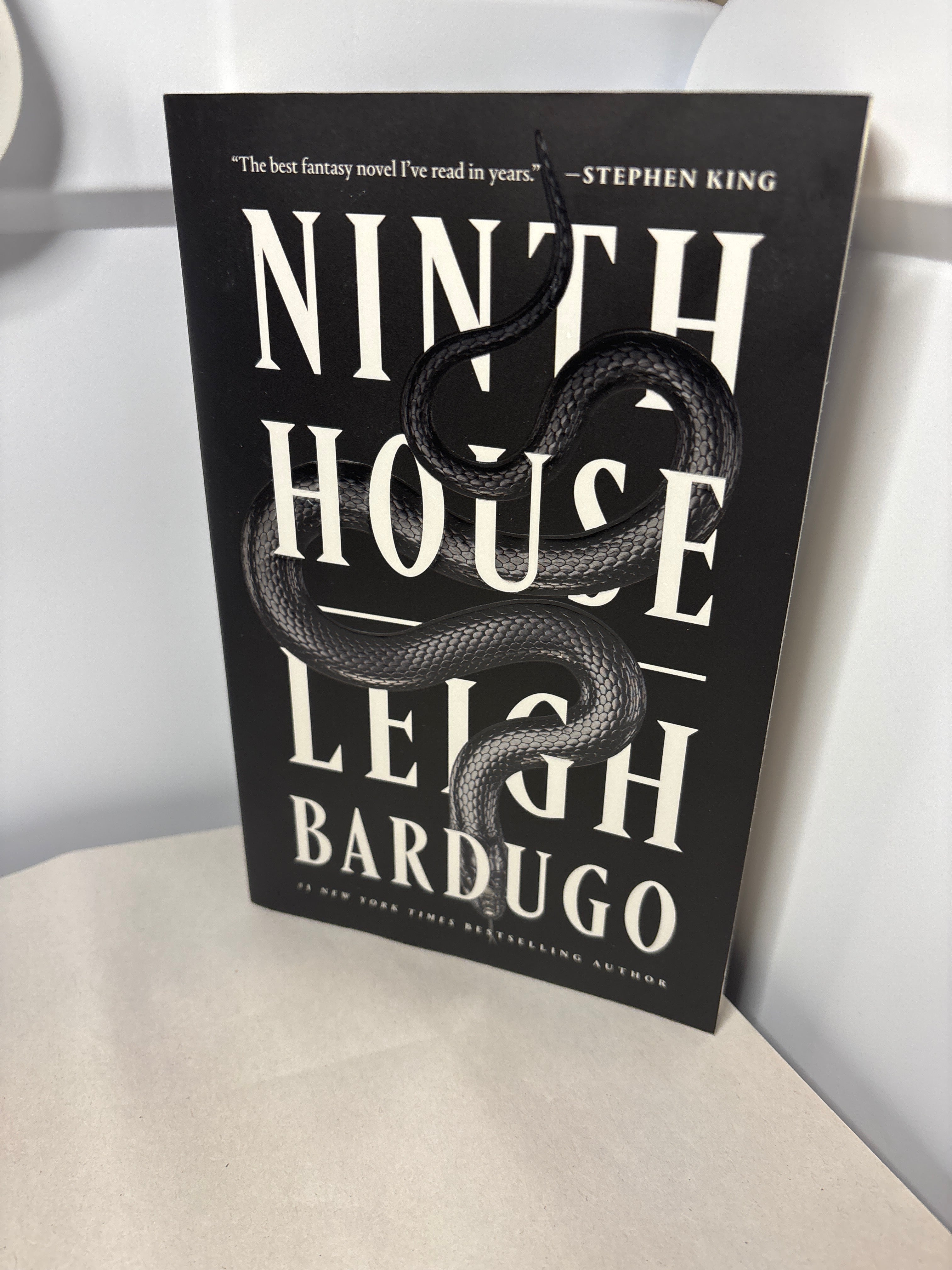 Ninth House by Leigh Bardugo (Alex Stern #1)