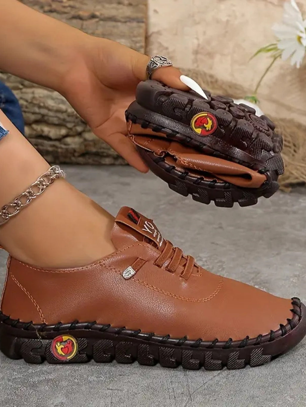 PU Leather Round Toe Sneakers