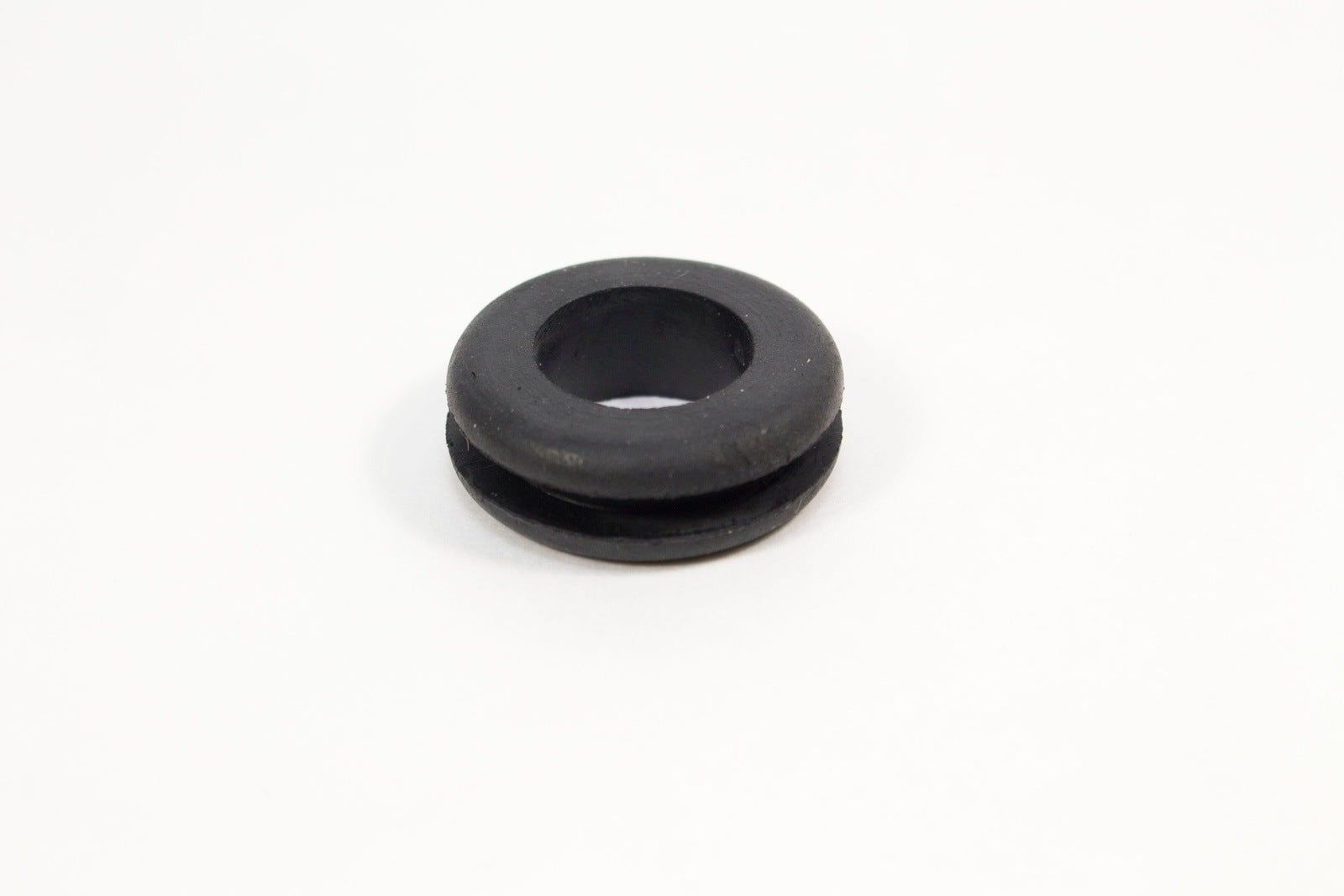 GTO Threaded Shifter Handle Boot Grommet HMS7128