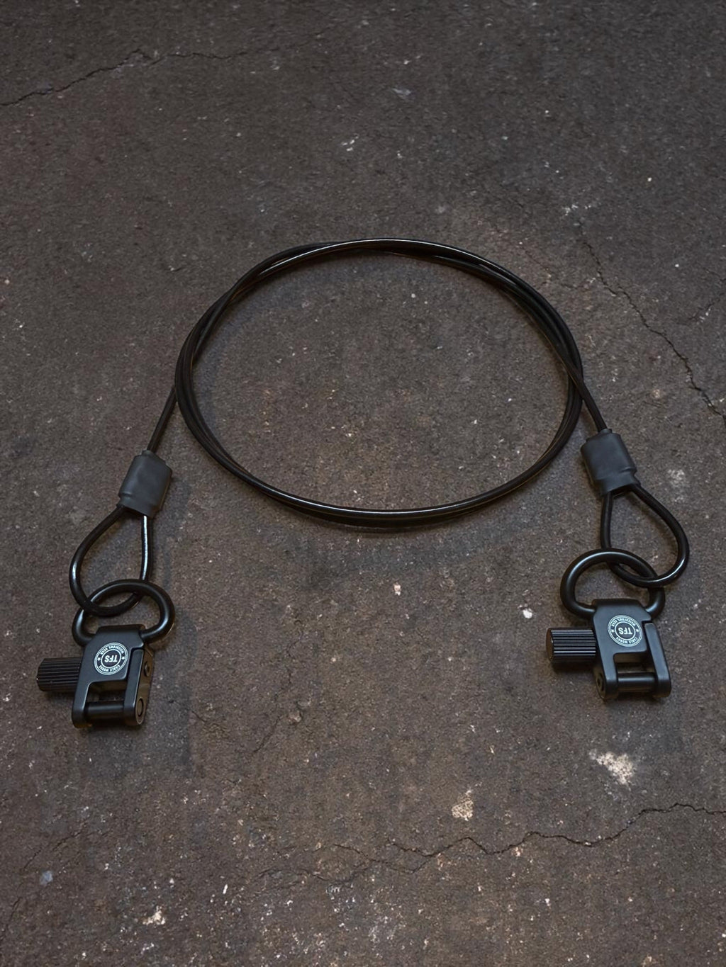 BARE GUN SLING