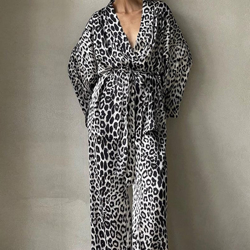Women's Leopard Print Long-sleeved Jumpsuit Two-piece Set