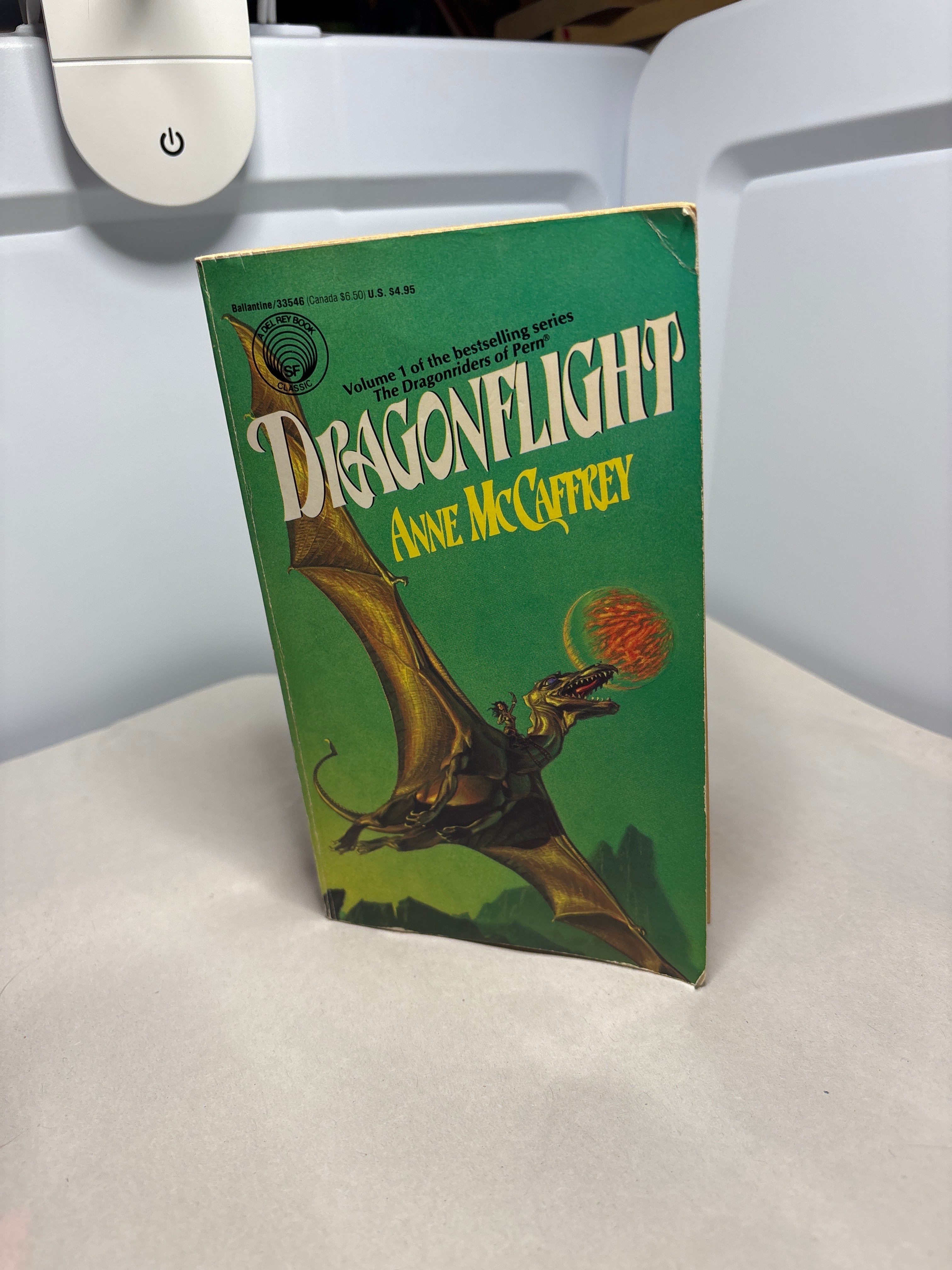 Dragonflight (Pern #1) by Anne McCaffrey
