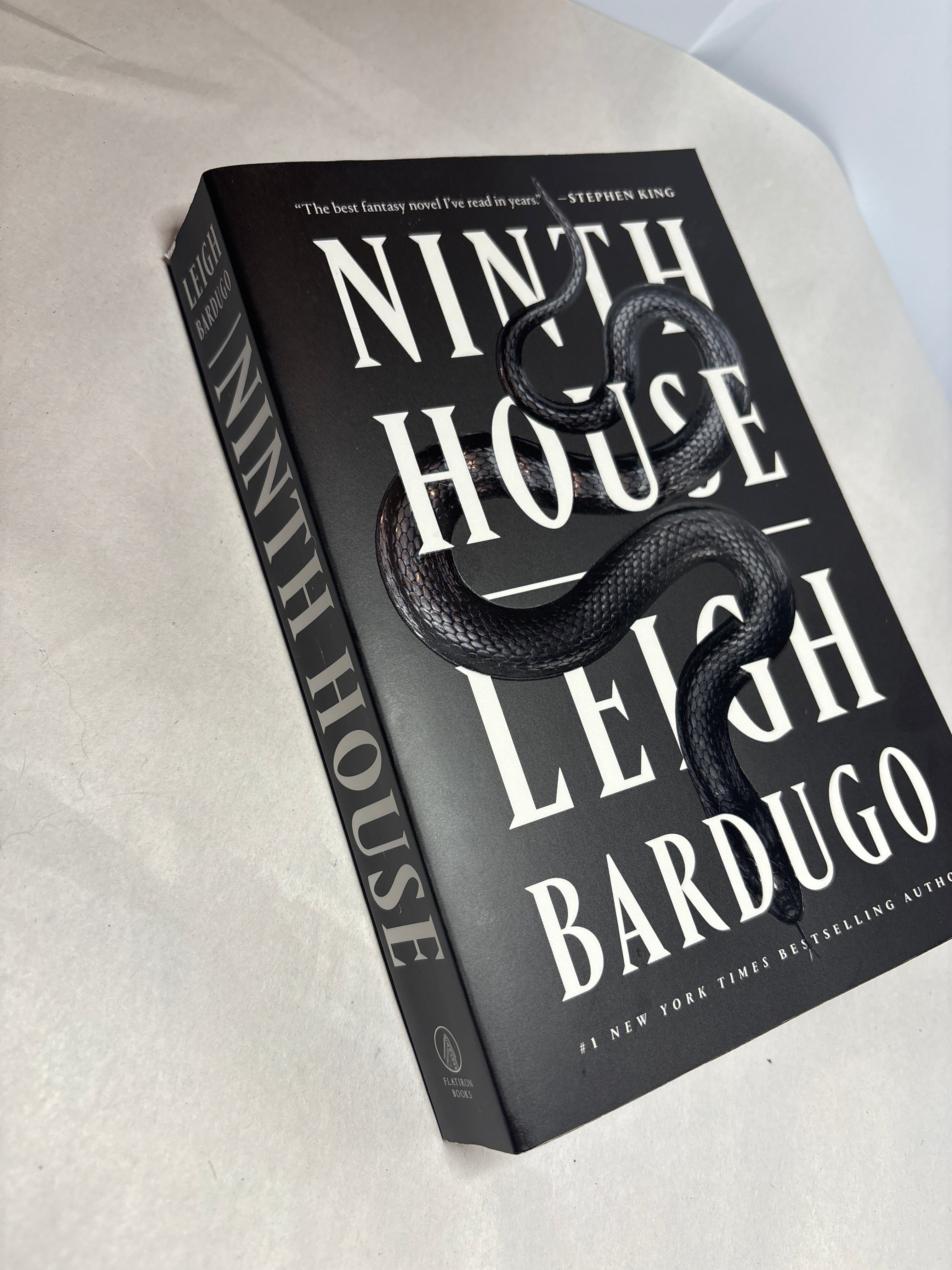 Ninth House by Leigh Bardugo (Alex Stern #1)