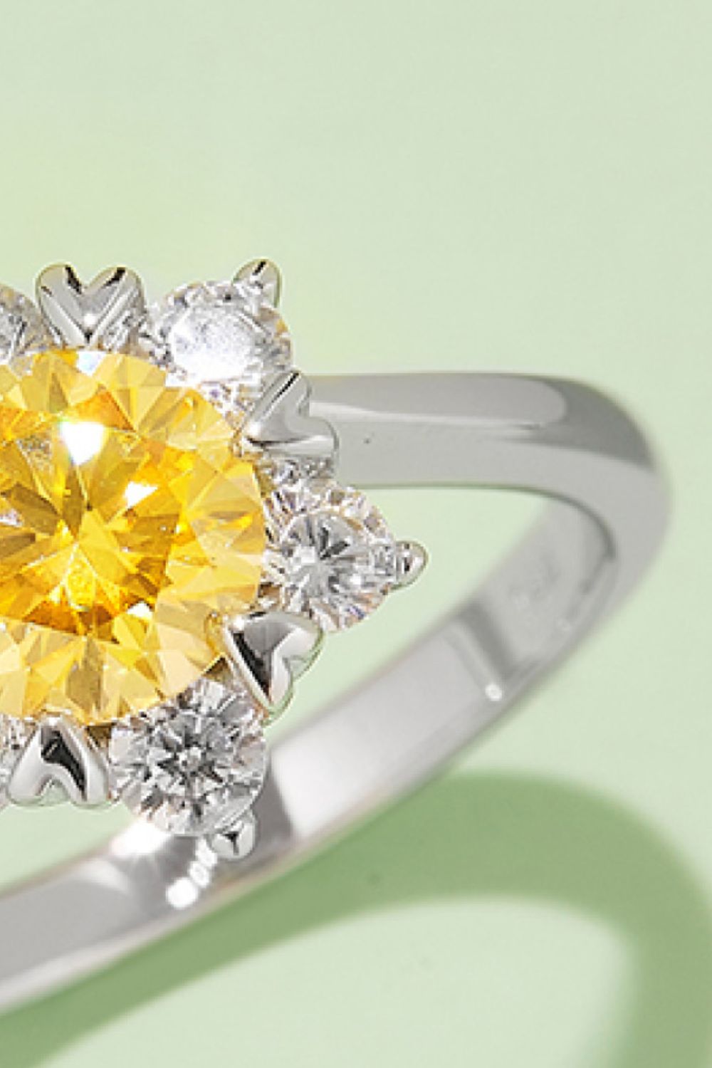 1 Carat Lab-grown Diamond Ring Moissanite 925 Sterling Silver Cluster