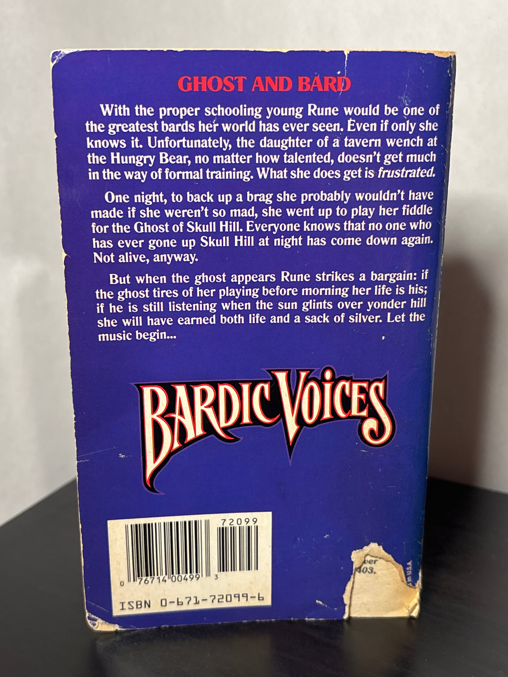 The Lark and The Wren by Mercedes Lackey (Bardic Voices #1) | Vintage Fantasy