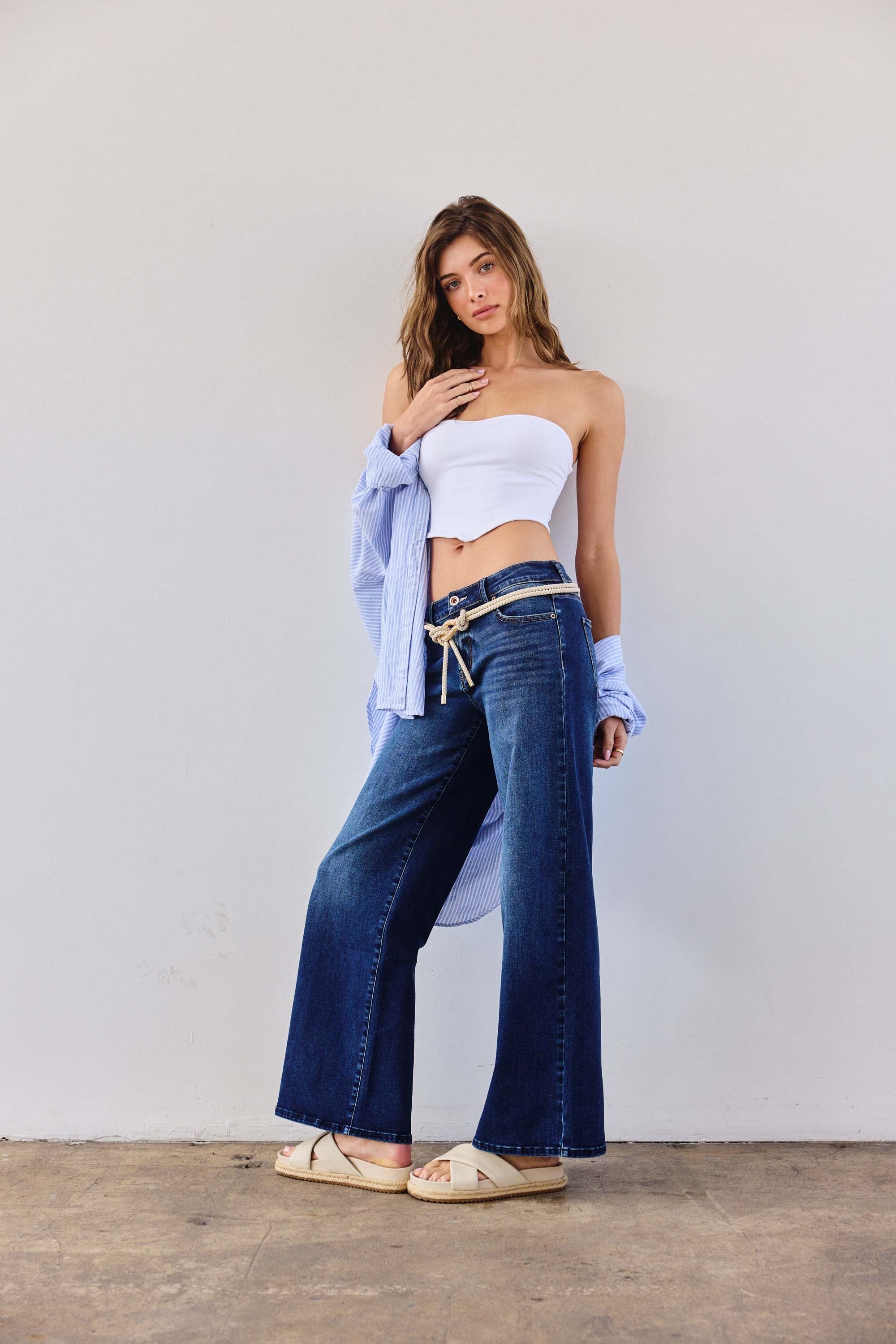 Low Waist Relaxed Wide Leg Jeans