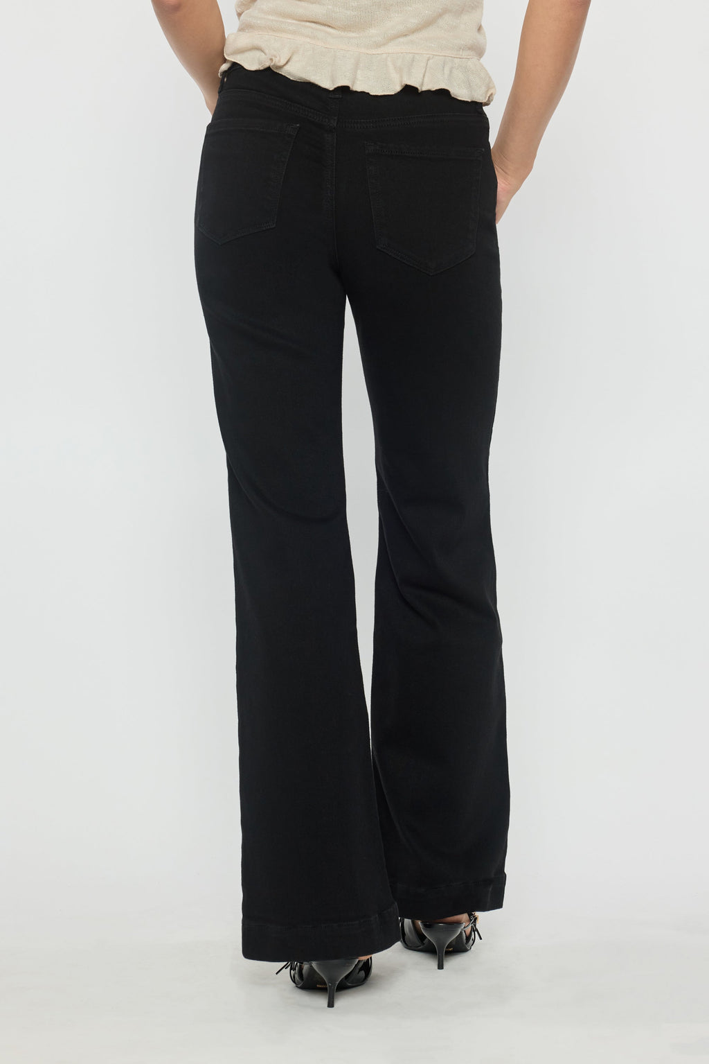High Rise Wide Leg Jeans With Heavy Weight Premium Black Fabric