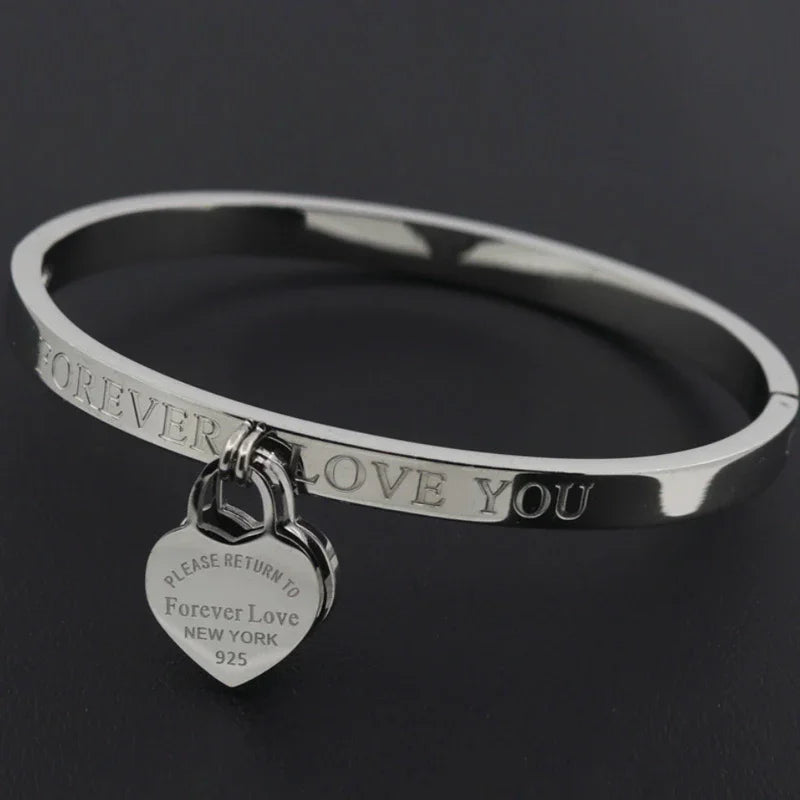 Heart Pendant Love Bracelet