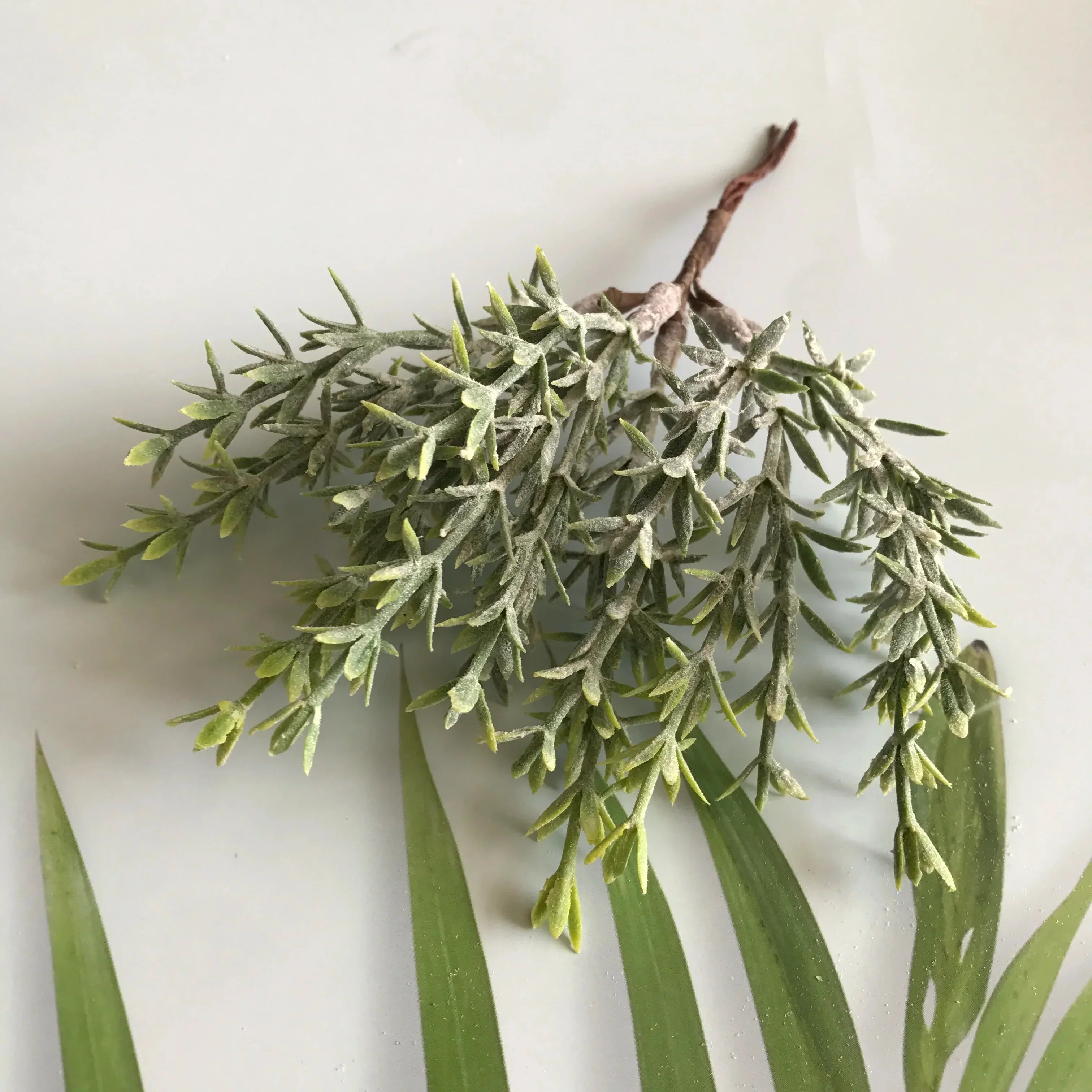 DecorBites™ Greenery Berry Stamen Bundle for DIY Christmas Decor & Gift Wrapping