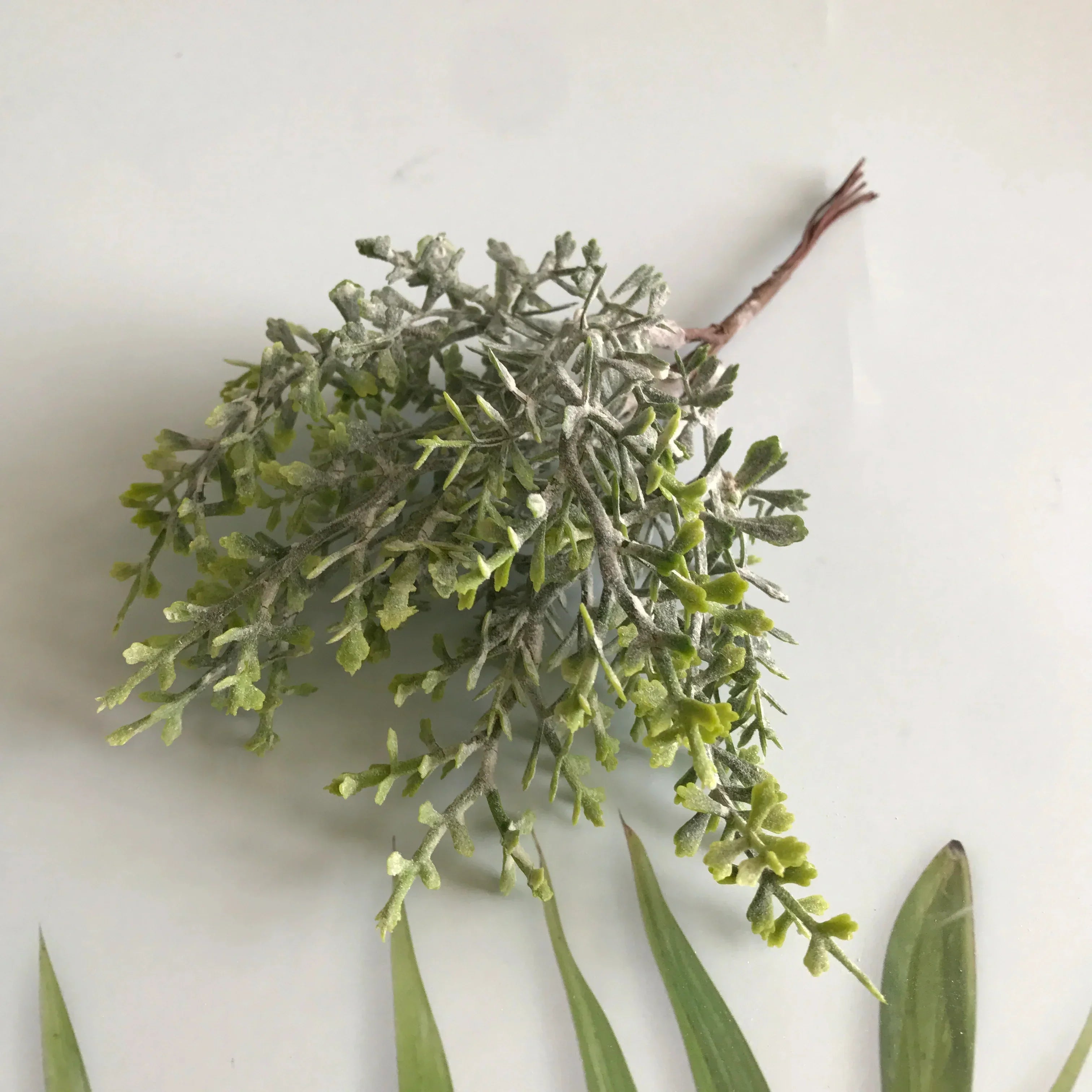 DecorBites™ Greenery Berry Stamen Bundle for DIY Christmas Decor & Gift Wrapping