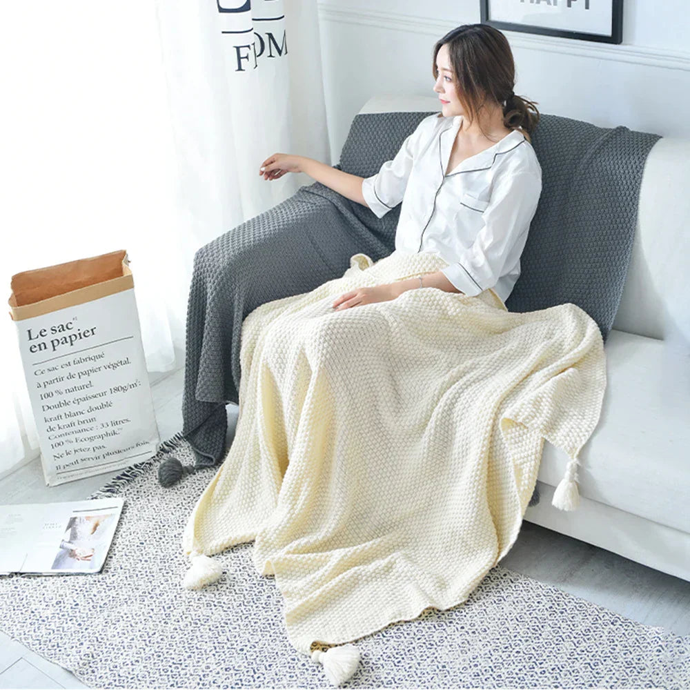 DecorBites™ Knitted Woolen Ball Blanket - Super Warm Cozy Sofa Throw Blanket