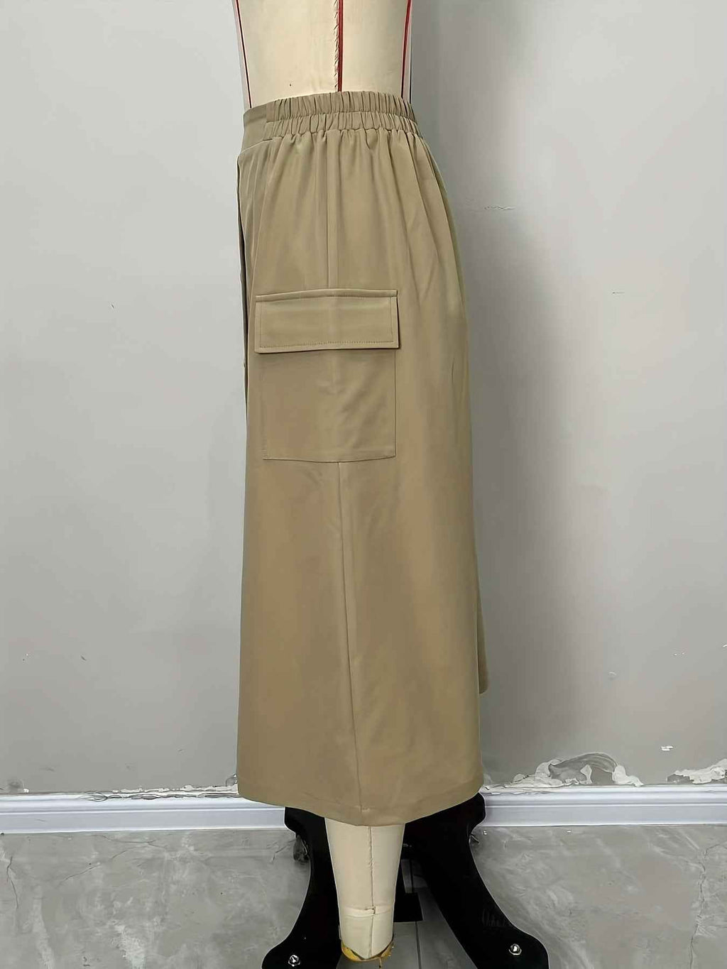 Retro High Waist A line Slimming Mid Length Skirt