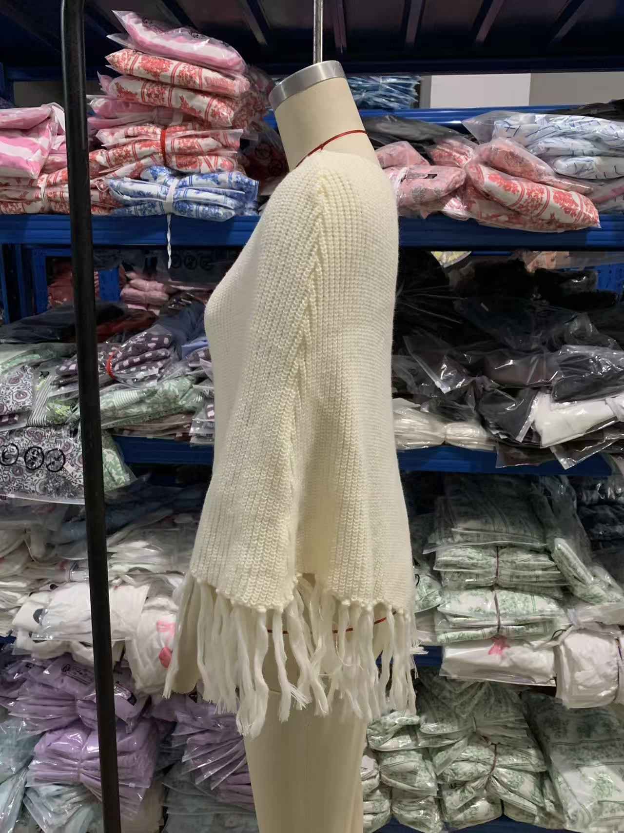 Solid Color Shawl Tassel Sweater