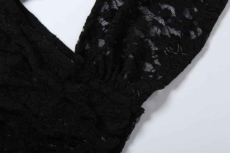 Sexy Lace Stitching Halter Backless Slim Fit Jumpsuit