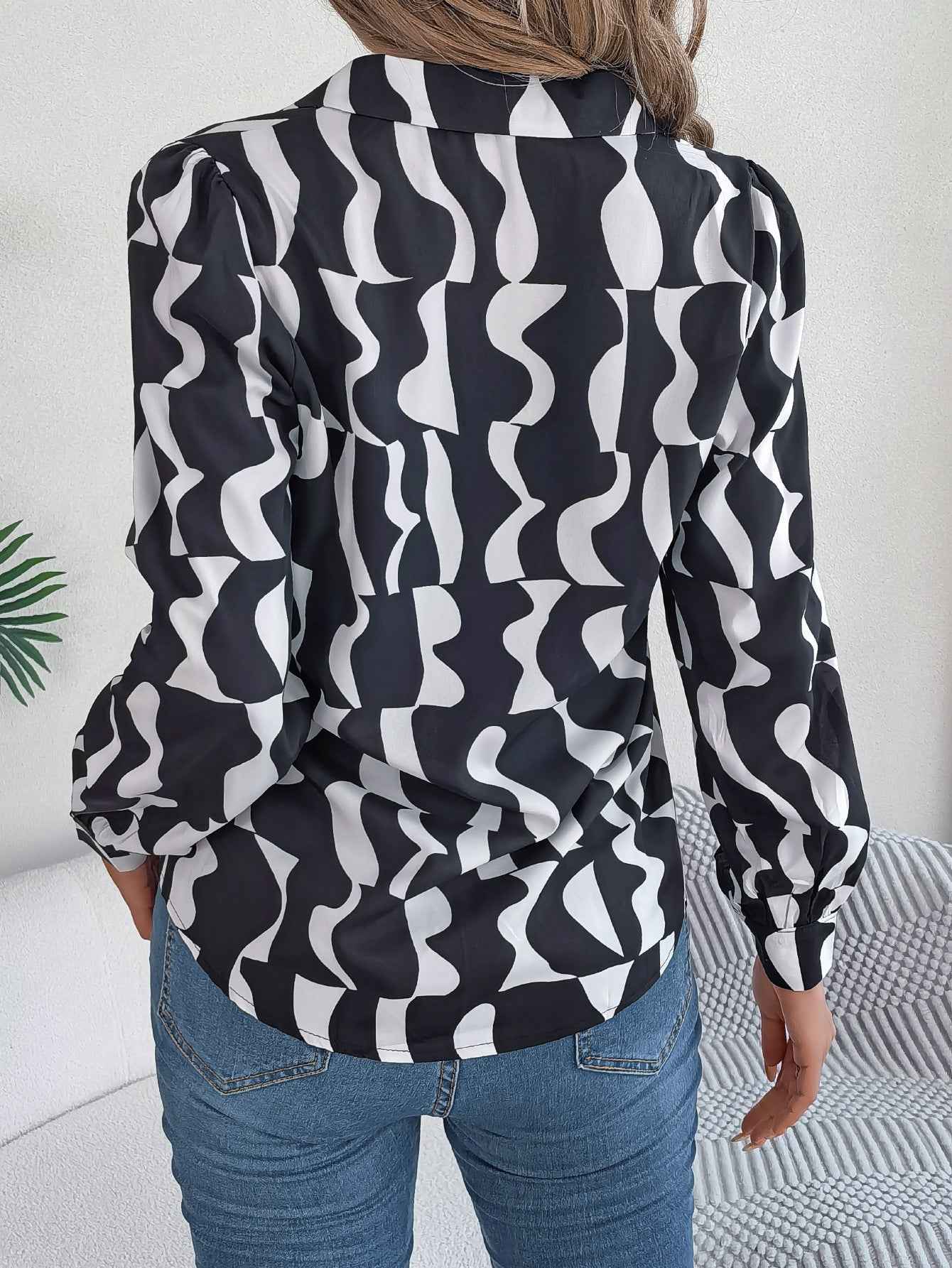 Elegant Contrast Color Striped Blouse