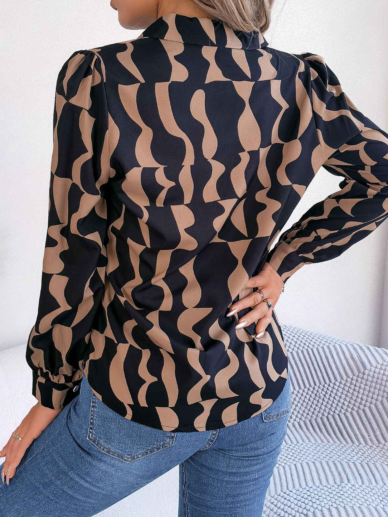 Elegant Contrast Color Striped Blouse