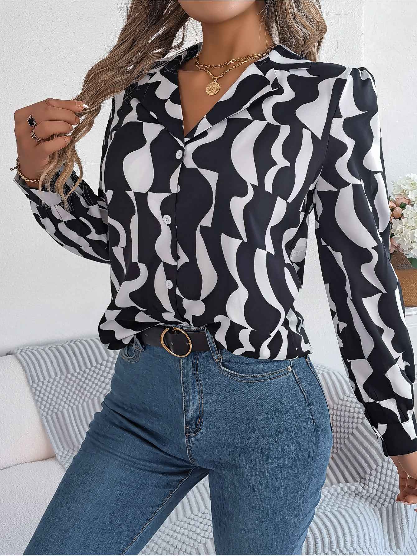 Elegant Contrast Color Striped Blouse