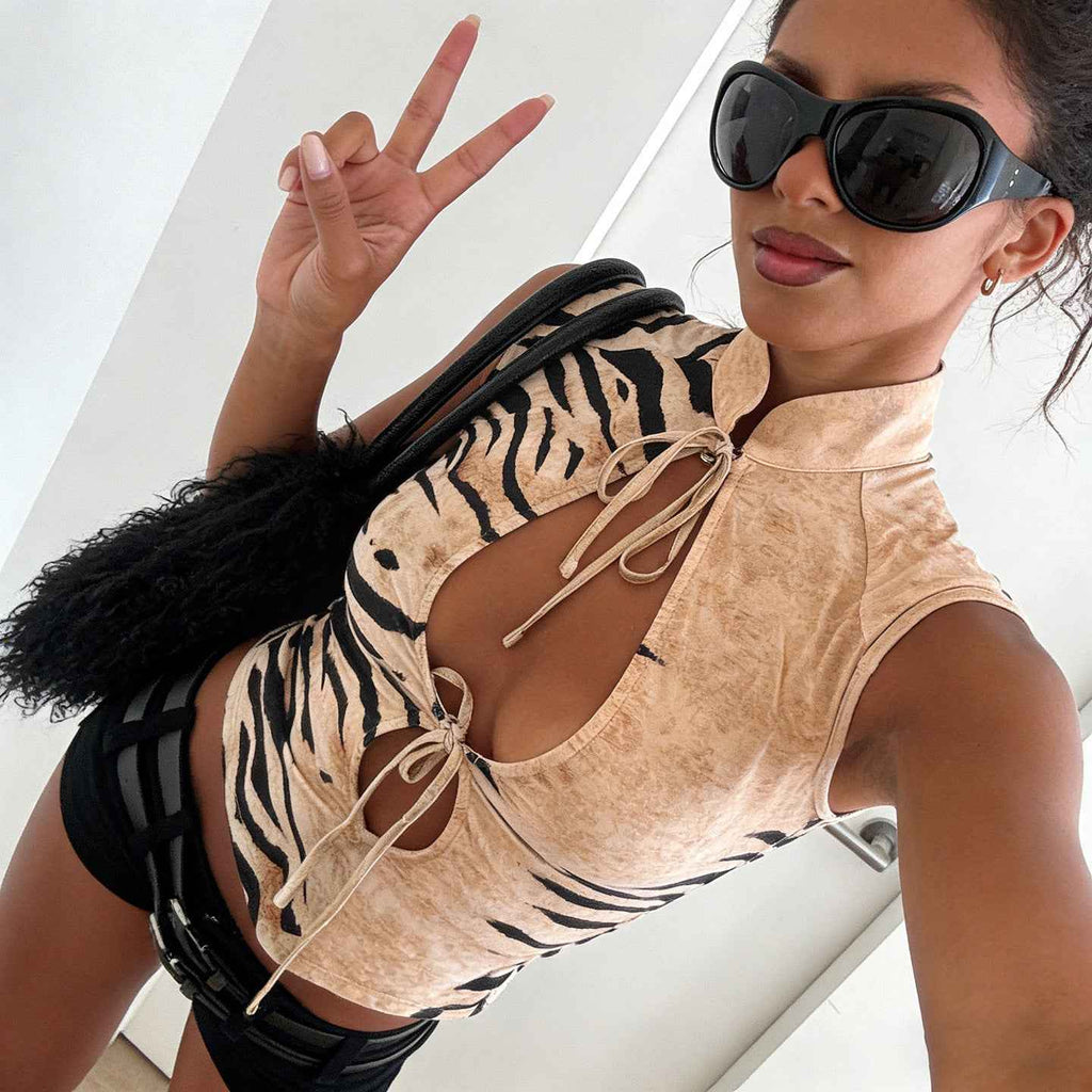 Animal Print Contrast Color T-shirt