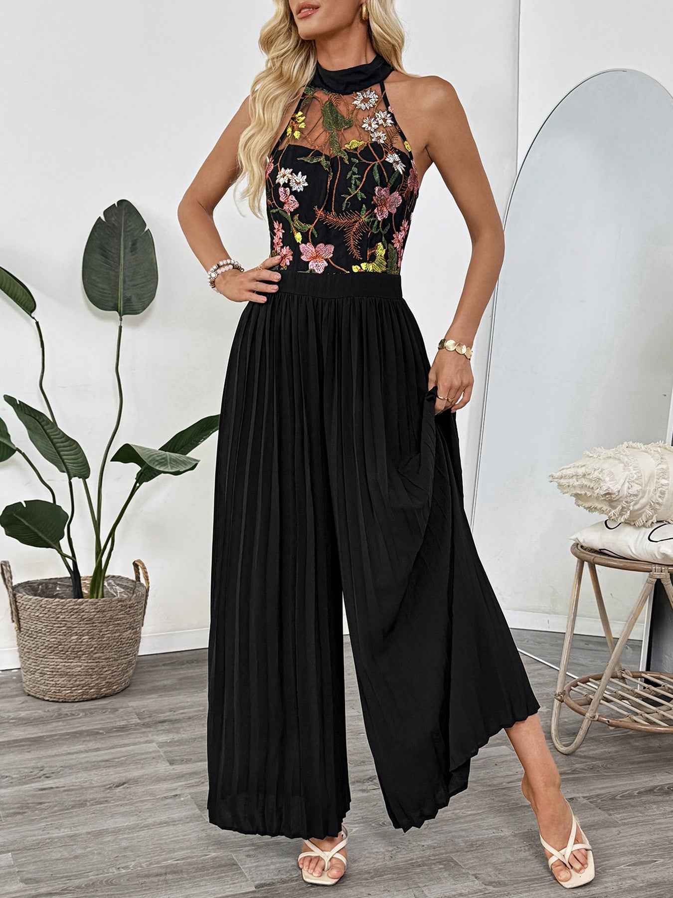 Summer Sleeveless See through Halter Lace Jumpsuit Embroidered Stitching Pleated