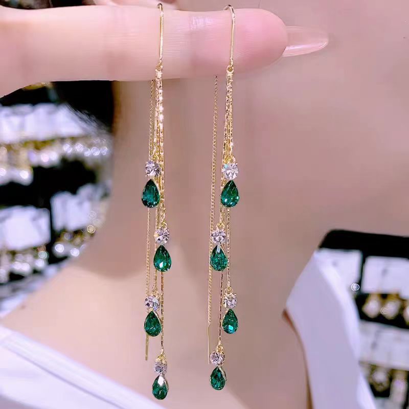 Green Crystal Ear Threads