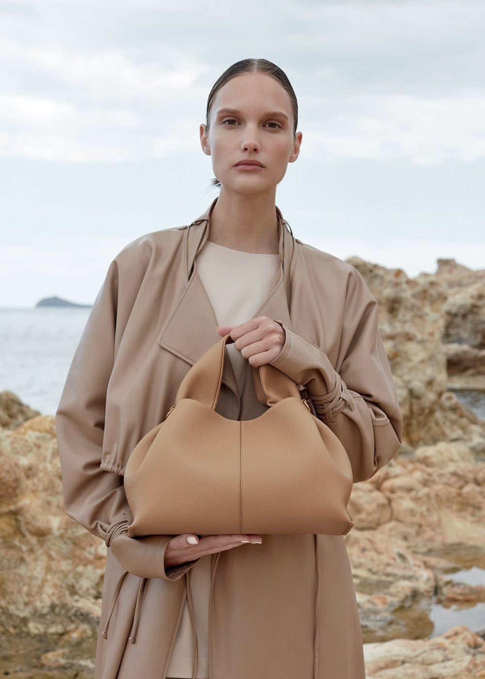 Cloud bag female, popular tote bag,  shoulder top handle bag