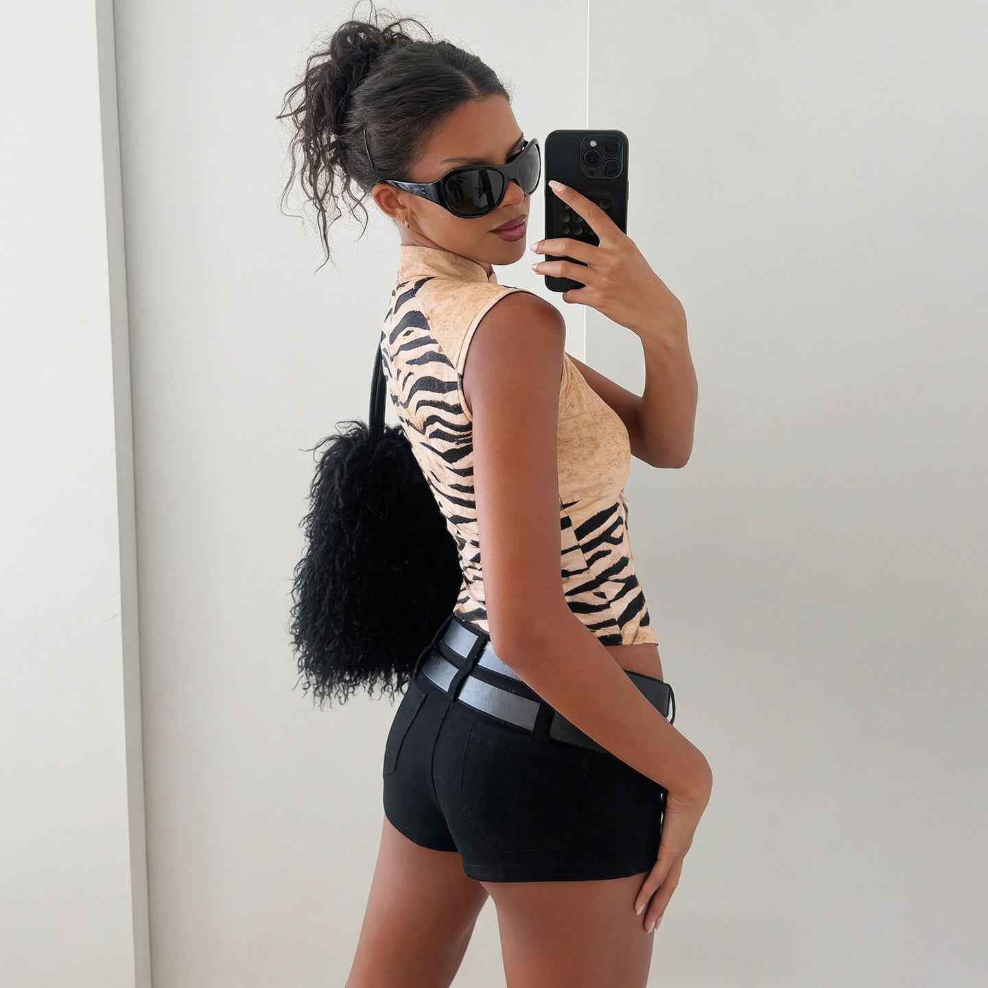 Animal Print Contrast Color T-shirt