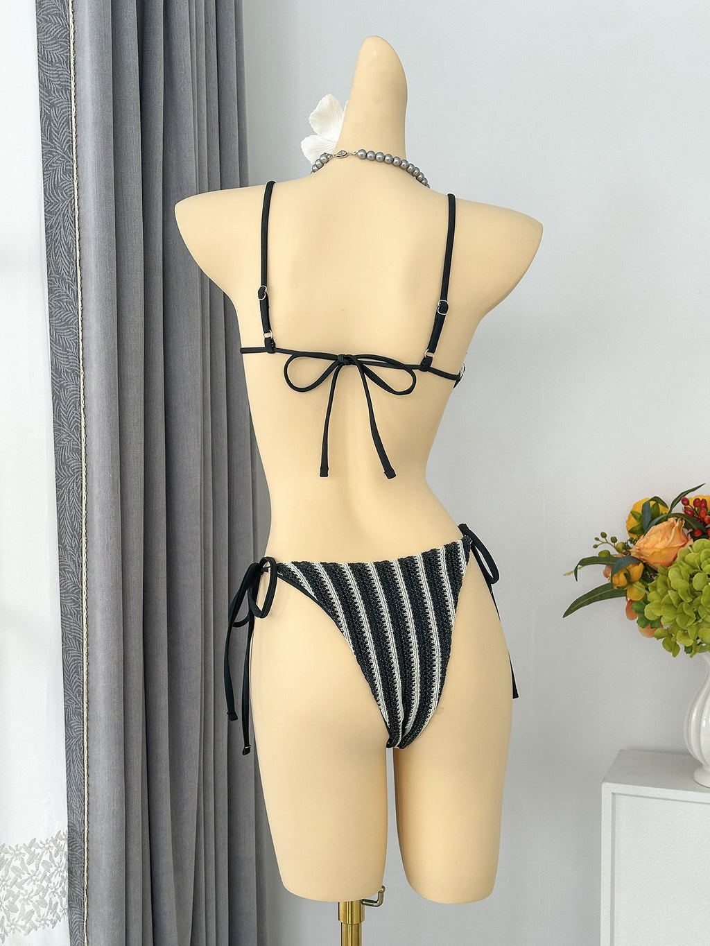 Striped Halter Lace up Bikini Swimsuit MUNSIEUR