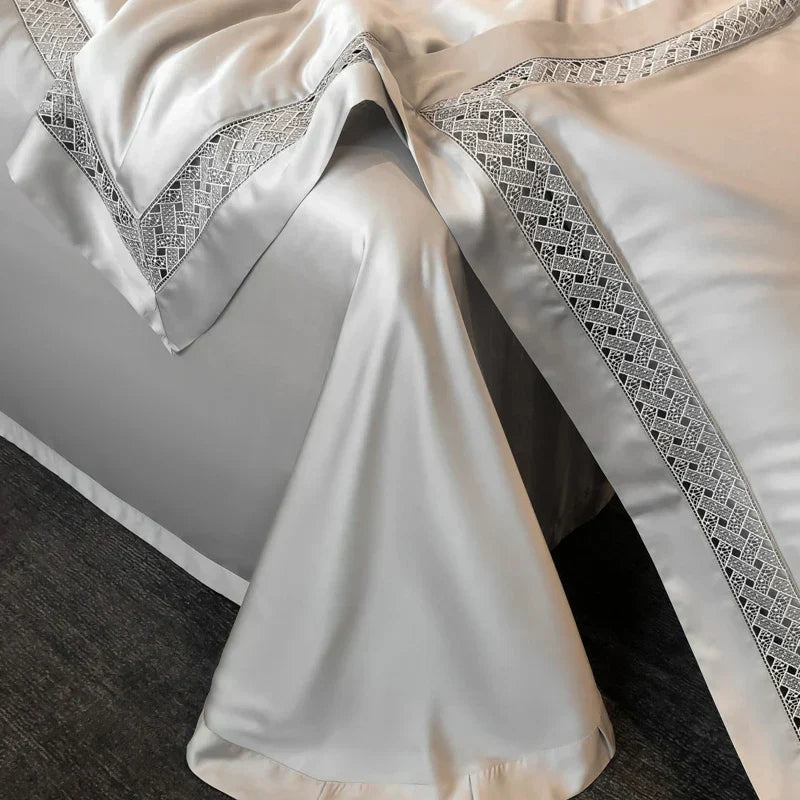 DecorBites™ Eucalyptus Fiber Summer Quilt Bedding Set with Wide Edge & Silky Cool Feel