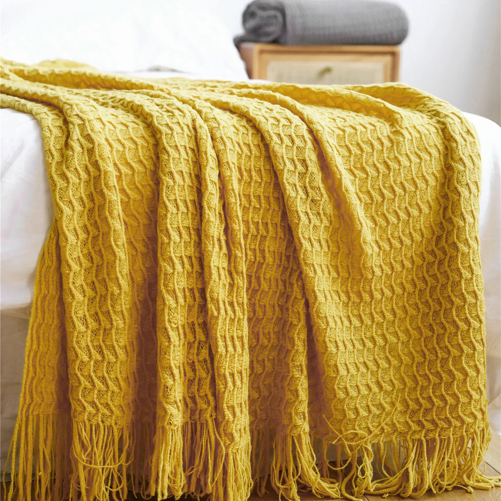 DecorBites™ Geometric Knit Sofa Blanket with Tassel - Dust-Proof Bedspread and Leisure Throw
