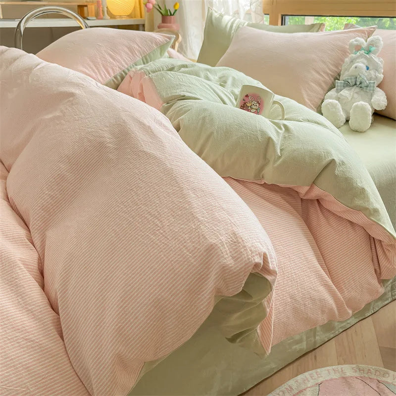 DecorBites™ Cozy Striped Cotton Bedding Set - Breathable & Soft Quilt Kit