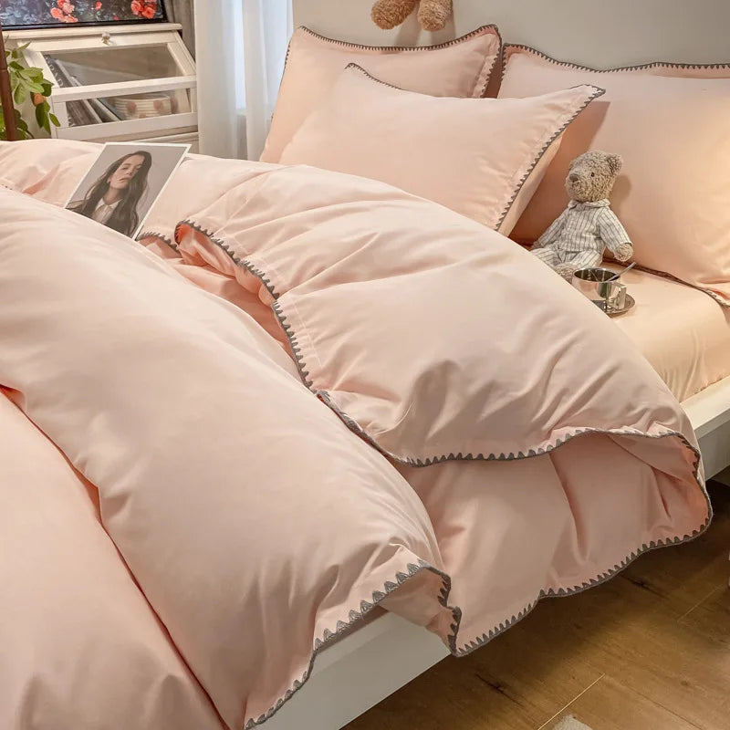 DecorBites™ Cozy Shell Edges Bedding Set: Soft Duvet & Fitted Sheet for Autumn/Winter