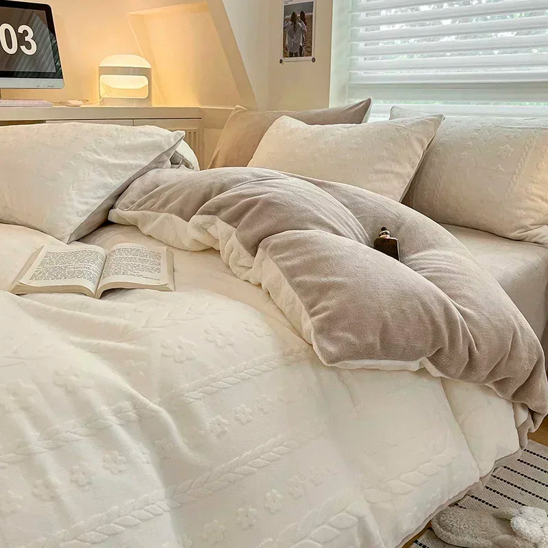 DecorBites™ Cozy Milk Fleece Winter Bedding Set - High Density & Skin Friendly