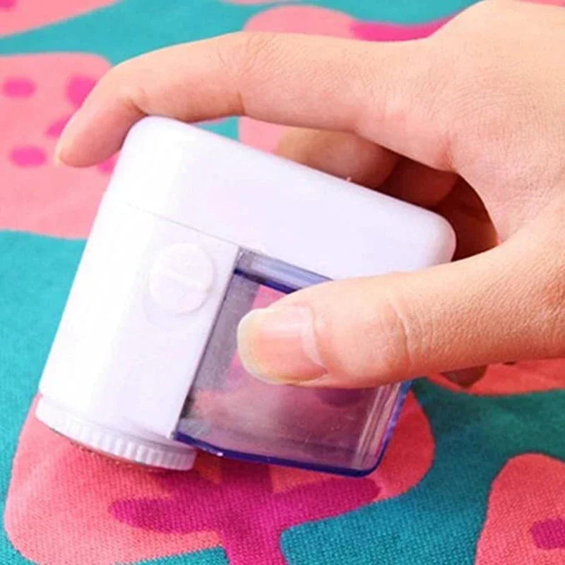 DecorBites™ Electric Fuzz Pellet Remover for Clothes - HairBall Trimmer & Sweater Cut Machine