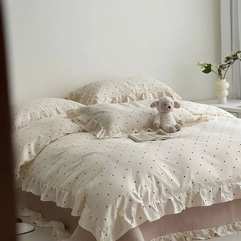 DecorBites™ Korean Floral Lace Duvet Cover: Luxury Soft Quilt for Queen King, Breathable Home Decor