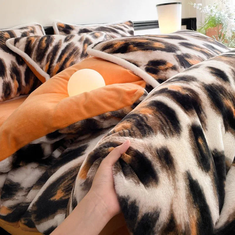 DecorBites™ Cozy Rabbit Hair Bed Set, Queen Size Comforter for Winter Luxury Comfort