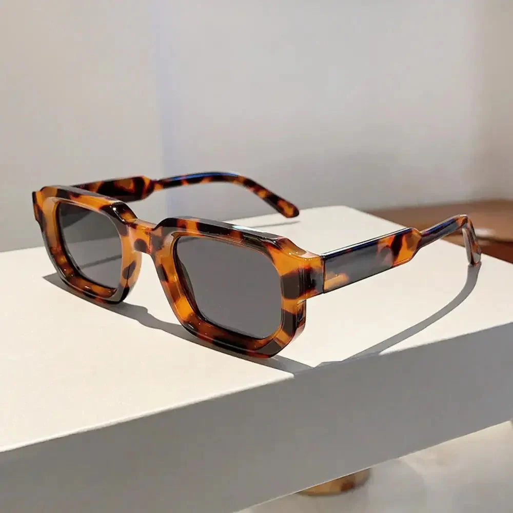 Men Vintage Rectangle Frame Sunglasses UV400