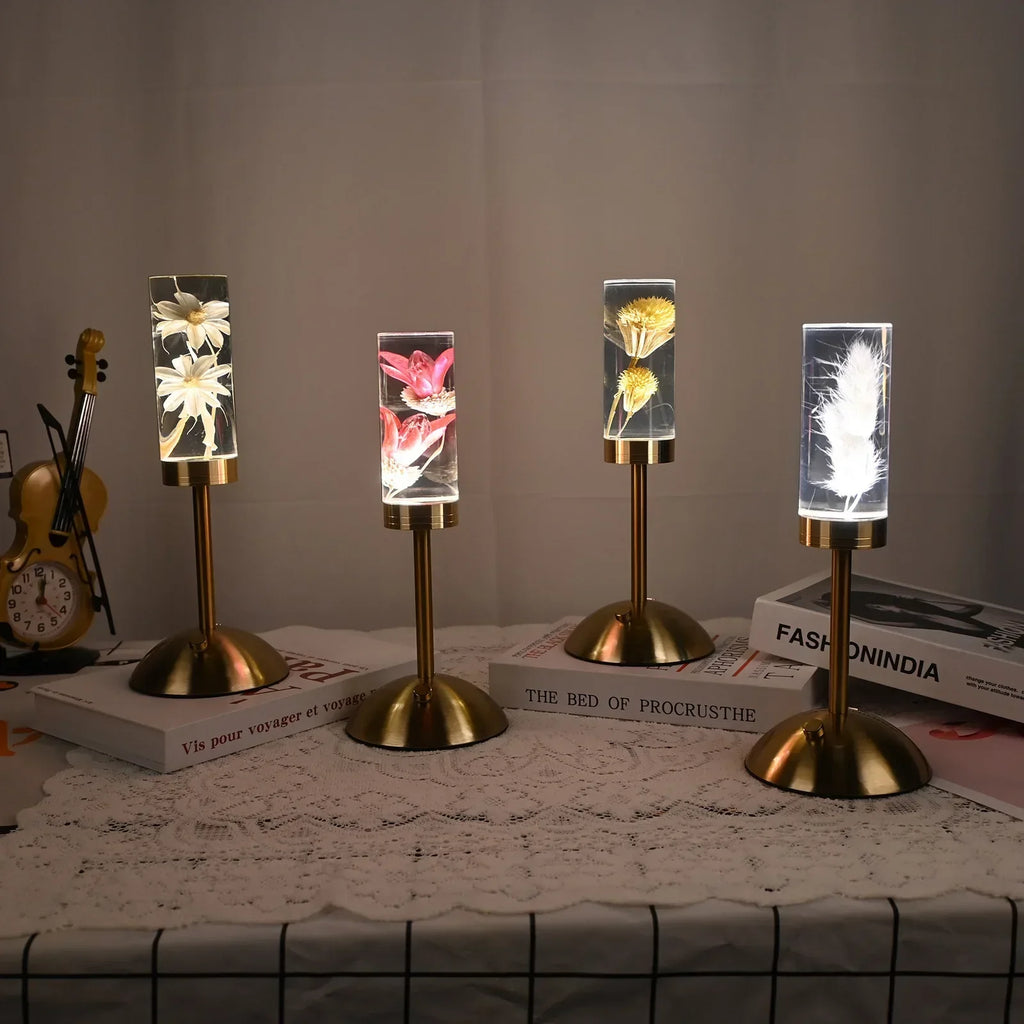 DecorBites™ Eternal Flower Acrylic Desk Lamp LED Nightlight Bedroom Bedlight Decoration