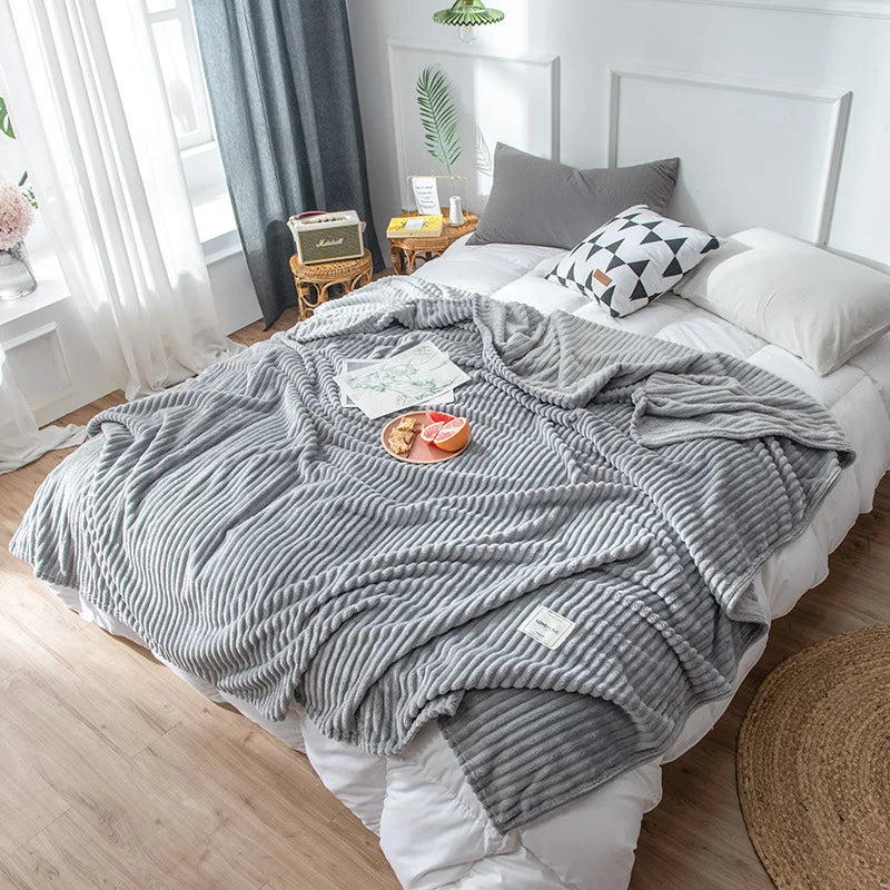 DecorBites™ Cozy Hug Blanket - Soft Sweatshirt Throw for Sofa & Bed