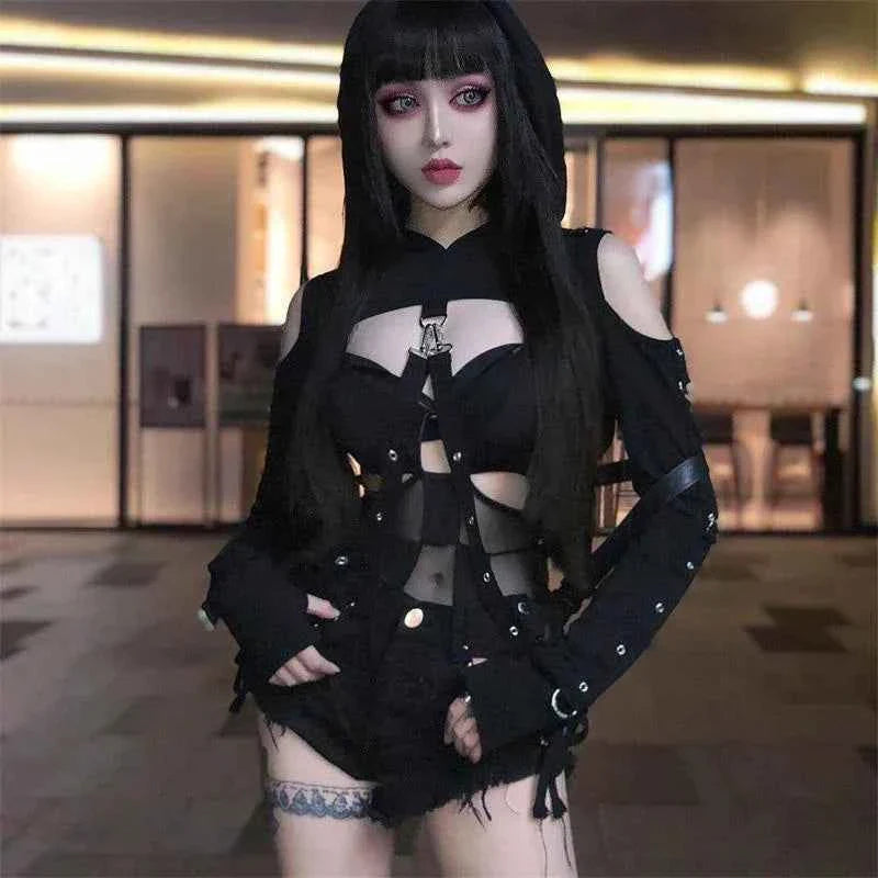 Women's Dark Gothic Crop Top Sweatshirt | Punk Aesthetic | MUNSIEUR