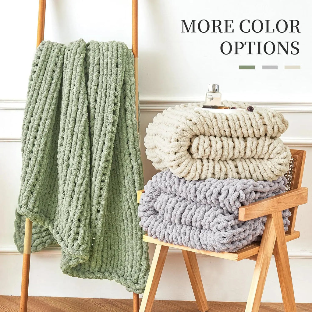 DecorBites™ Cozy Autumn Fleece Blanket | Double-Sided Warm Flannel | Durable & Soft