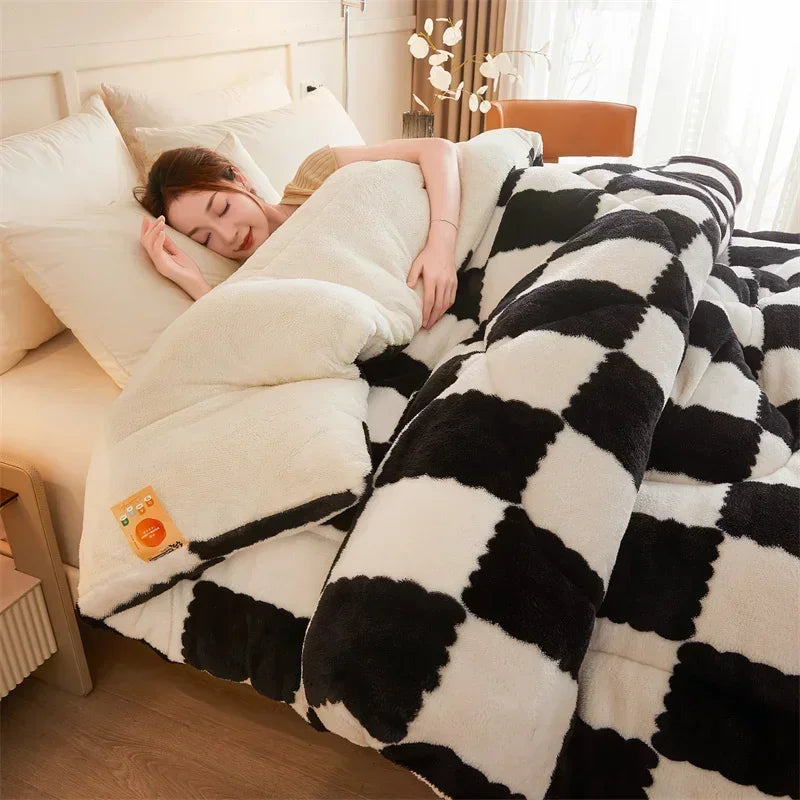 DecorBites™ Cozy Checkerboard Winter Blanket - Super Thick & Soft Cashmere Duvet Comforter